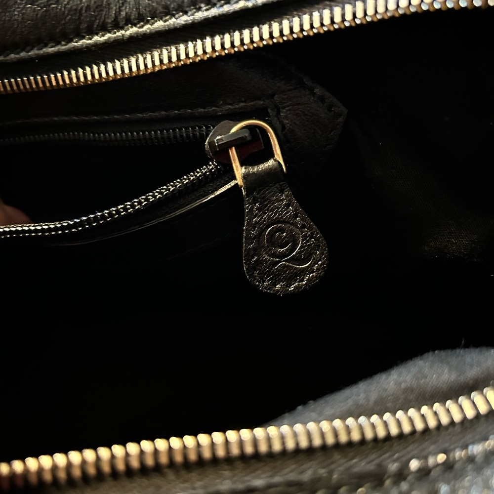 Authentic Alexander McQueen Patent Leather Swagger Handle Bag - Picture 3 of 6